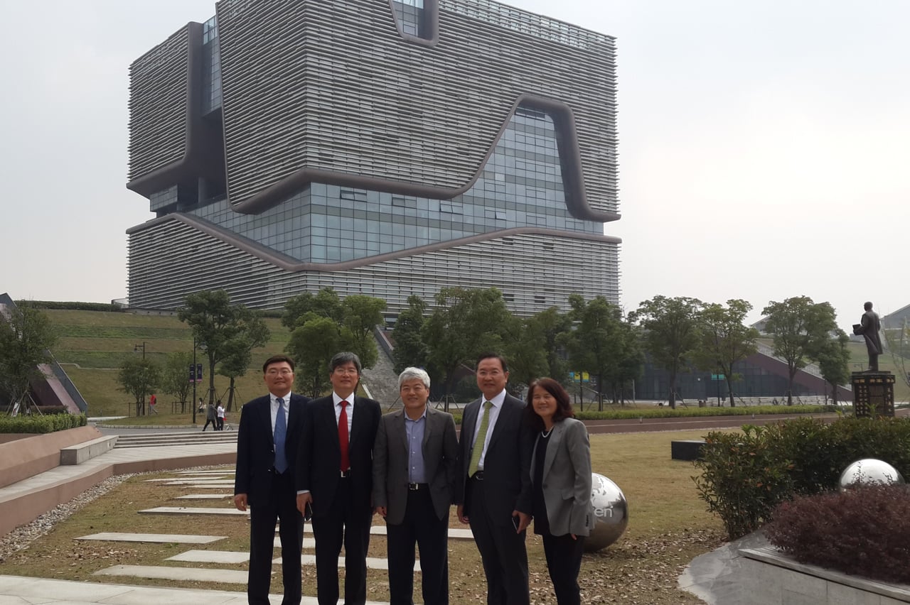Seoul National University visit to Suzhou, China